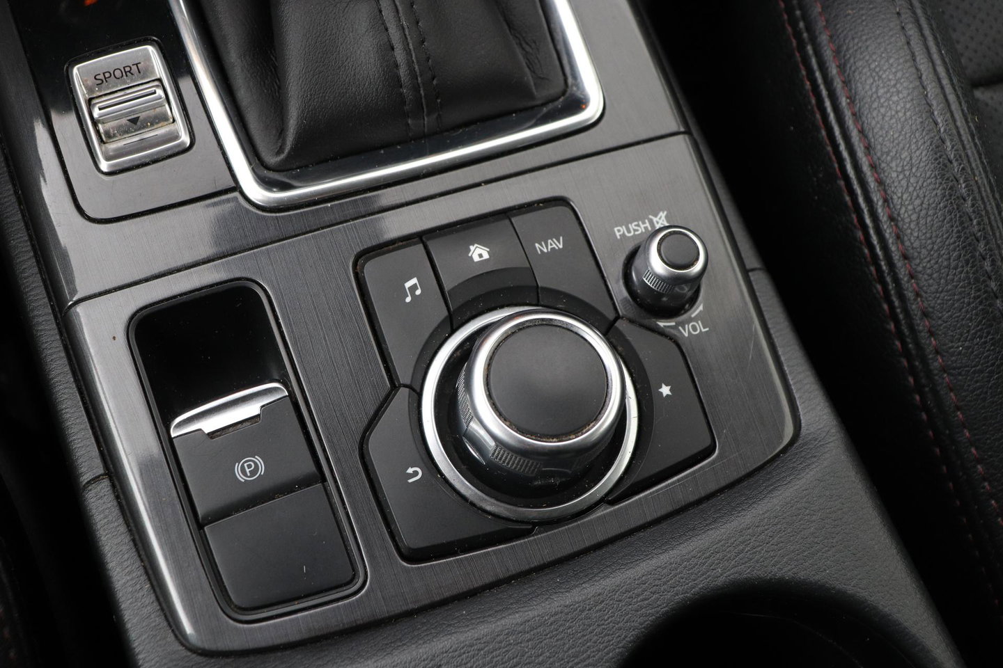 Mazda CX-5 2.0 SkyActiv-G 165 Skylease GT 2WD | Stoelverwarming | Bose | Trekhaak | Cruise Control | BLIS | Keyless