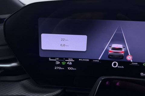 Audi Q5 Sportback Quattro S edition Competition | B&O | Passenger Display | Trekhaak | Luchtvering | Panoramadak | 360° Camera | 21 Inch | ACC