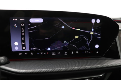 Audi Q5 Sportback Quattro S edition Competition | B&O | Passenger Display | Trekhaak | Luchtvering | Panoramadak | 360° Camera | 21 Inch | ACC