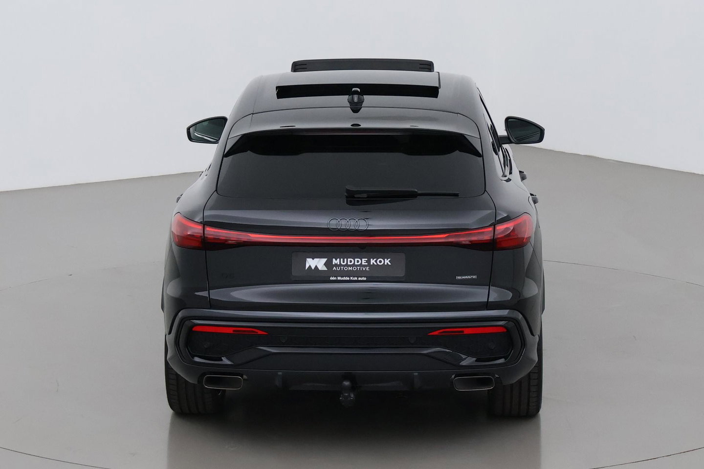 Audi Q5 Sportback Quattro S edition Competition | B&O | Passenger Display | Trekhaak | Luchtvering | Panoramadak | 360° Camera | 21 Inch | ACC