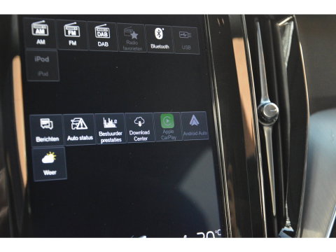 Volvo XC60 T5 Momentum| Trekhaak 2.400 KG | Leer | Keyless | Perfect onderhouden |