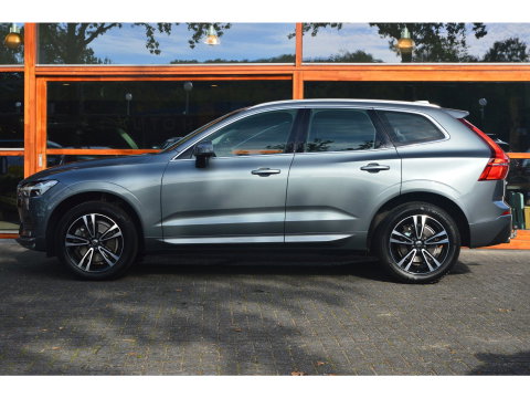 Volvo XC60 T5 Momentum| Trekhaak 2.400 KG | Leer | Keyless | Perfect onderhouden |