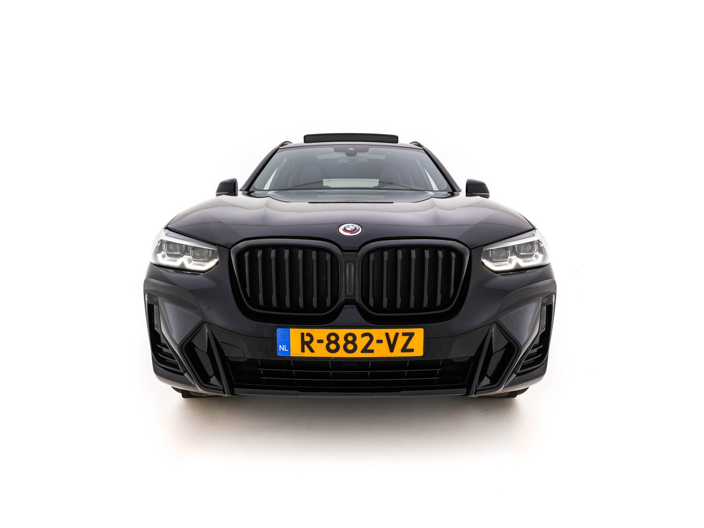 BMW X3 xDrive30e Business Edition Plus M-Sportpack (Plug-in) (INCL.BTW) Aut. *PANO | LEATHER | FULL-LED | HARMAN/KARDON | BLIND-SPOT | HEATED-SPORTSEATS | DIGI-COCKPIT | CAMERA | NAVI-FULLMAP | DAB+ | PRIVACY-GLASS | SHIFT-PADDLES | 21''ALU | TOWBAR*