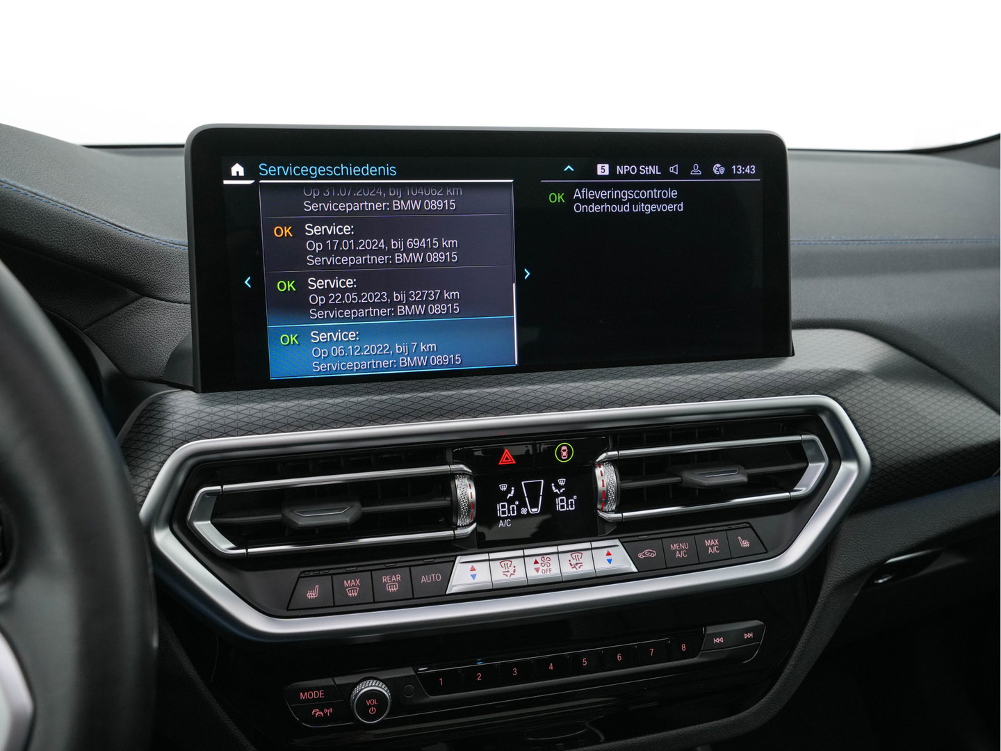 BMW X3 xDrive30e Business Edition Plus M-Sportpack (Plug-in) (INCL.BTW) Aut. *PANO | LEATHER | FULL-LED | HARMAN/KARDON | BLIND-SPOT | HEATED-SPORTSEATS | DIGI-COCKPIT | CAMERA | NAVI-FULLMAP | DAB+ | PRIVACY-GLASS | SHIFT-PADDLES | 21''ALU | TOWBAR*