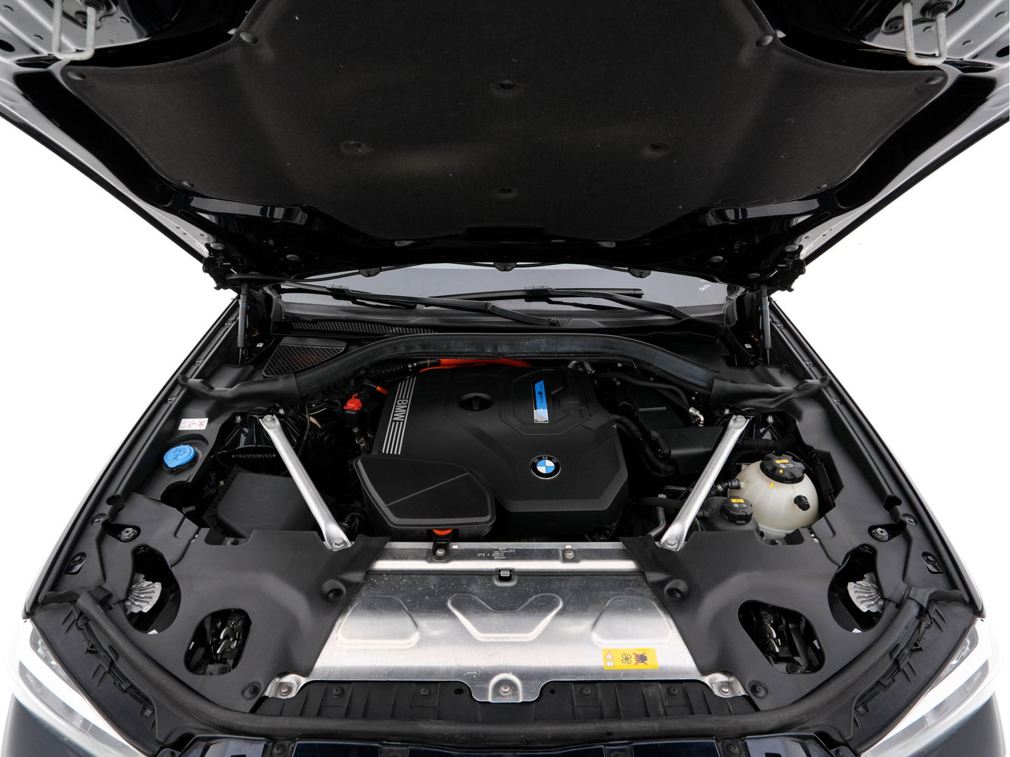 BMW X3 xDrive30e Business Edition Plus M-Sportpack (Plug-in) (INCL.BTW) Aut. *PANO | LEATHER | FULL-LED | HARMAN/KARDON | BLIND-SPOT | HEATED-SPORTSEATS | DIGI-COCKPIT | CAMERA | NAVI-FULLMAP | DAB+ | PRIVACY-GLASS | SHIFT-PADDLES | 21''ALU | TOWBAR*