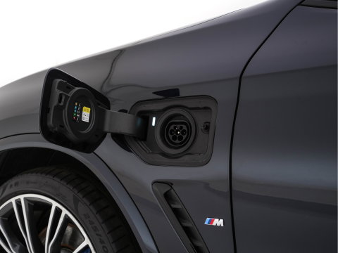 BMW X3 xDrive30e Business Edition Plus M-Sportpack (Plug-in) (INCL.BTW) Aut. *PANO | LEATHER | FULL-LED | HARMAN/KARDON | BLIND-SPOT | HEATED-SPORTSEATS | DIGI-COCKPIT | CAMERA | NAVI-FULLMAP | DAB+ | PRIVACY-GLASS | SHIFT-PADDLES | 21''ALU | TOWBAR*