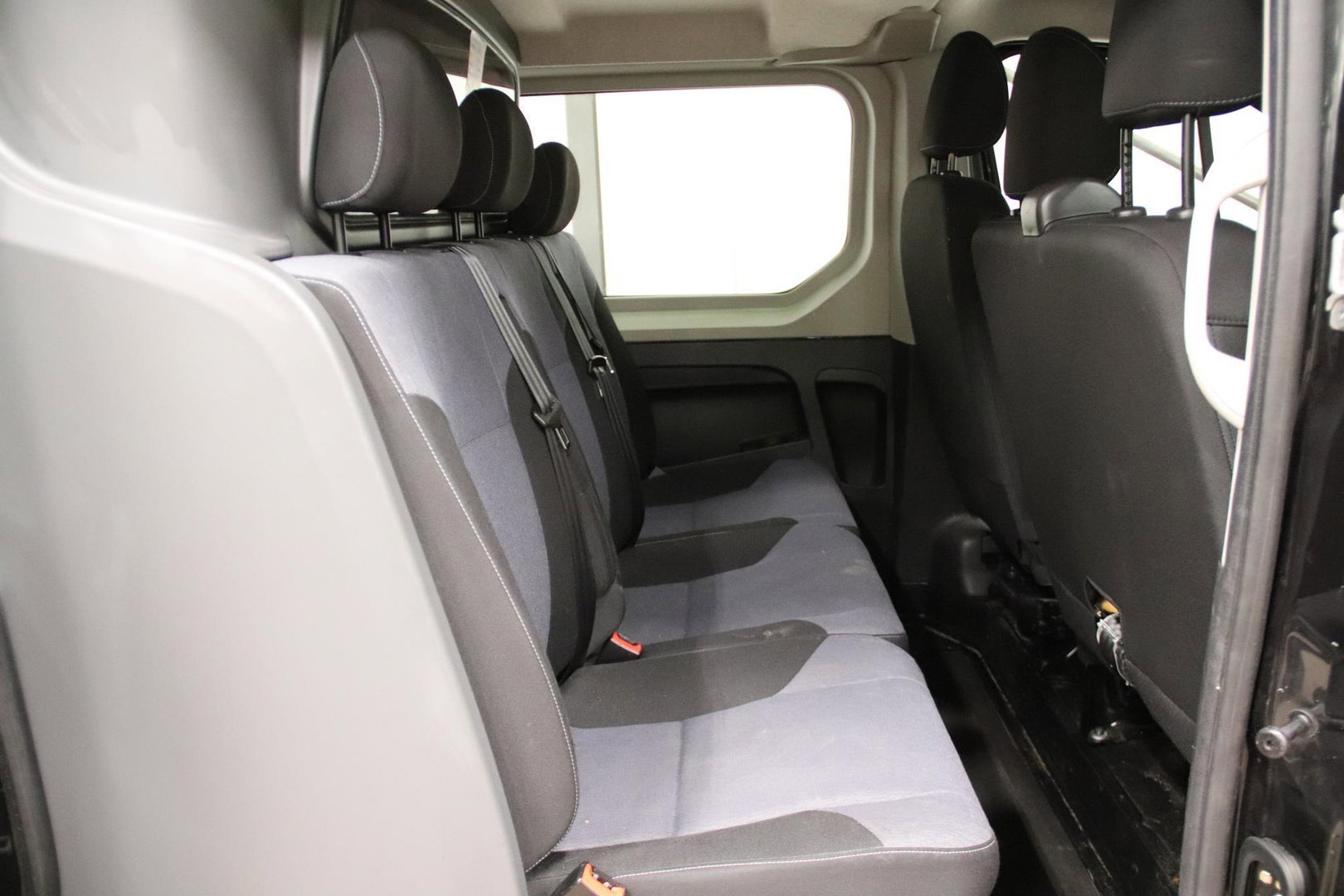 Opel Vivaro 1.6 CDTI DC Opel Vivaro 1.6 CDTI L1H1 DUBBEL CABINE