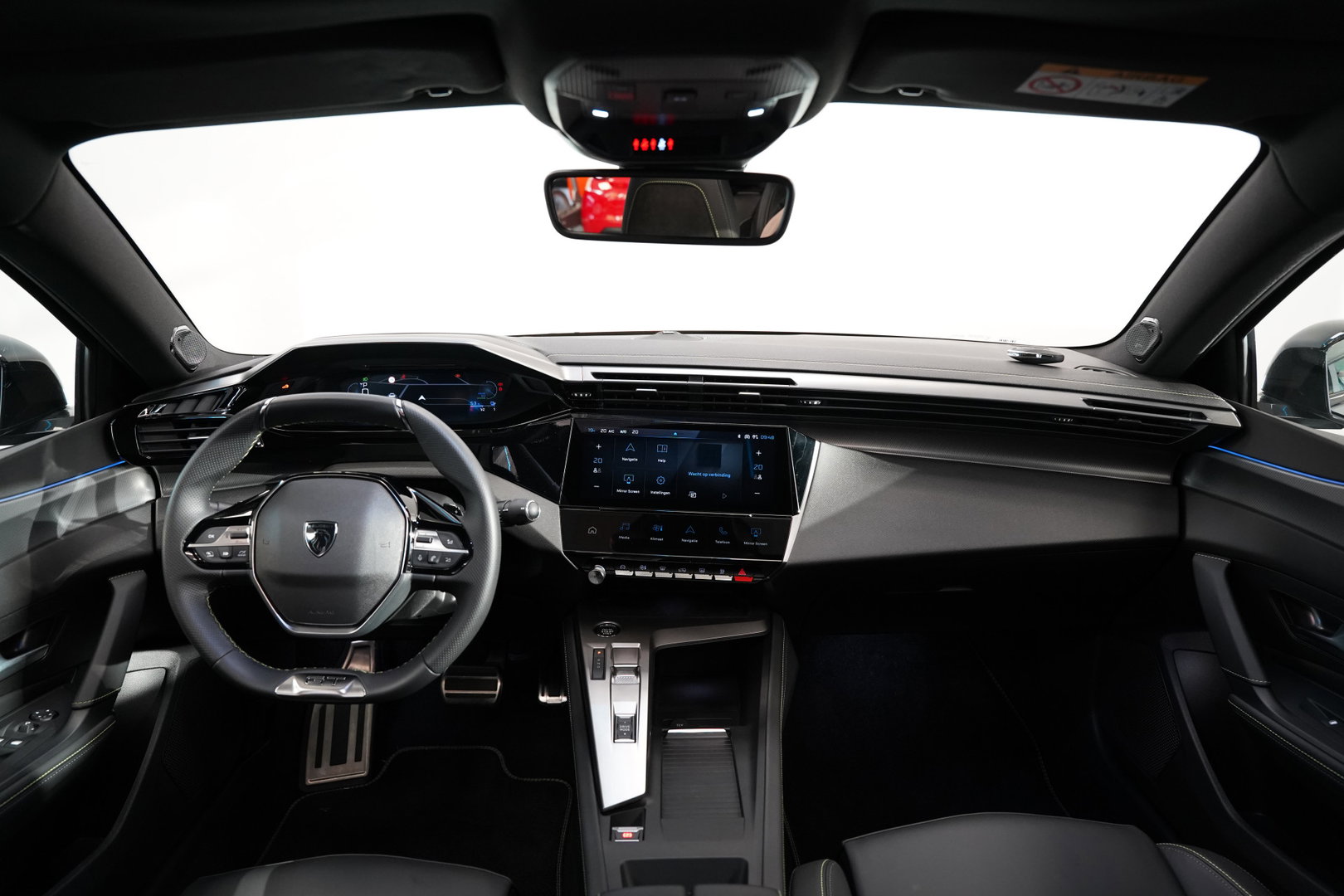 Peugeot 408 e-408 GT Avantage 58 kWh Full-led Panoramadak 19'lmv 24 Maanden garantie* (Vraag naar de voorwaarden)