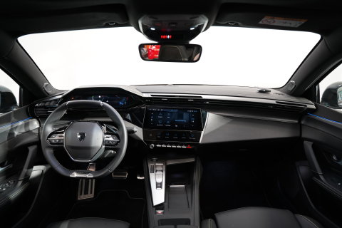 Peugeot 408 e-408 GT Avantage 58 kWh Full-led Panoramadak 19'lmv 24 Maanden garantie* (Vraag naar de voorwaarden)