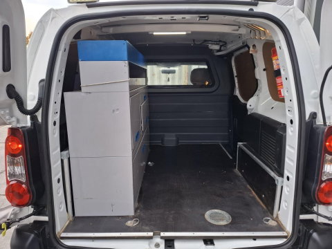 Citroën Berlingo 1.6 BlueHDI 100 Club S&S AIRCO / TREKHAAK / CRUISE CONTROLE / EURO 6 / MARGE !!