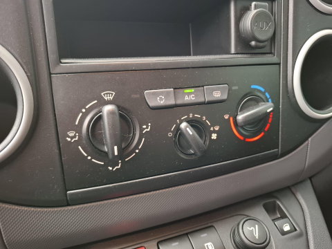 Citroën Berlingo 1.6 BlueHDI 100 Club S&S AIRCO / TREKHAAK / CRUISE CONTROLE / EURO 6 / MARGE !!