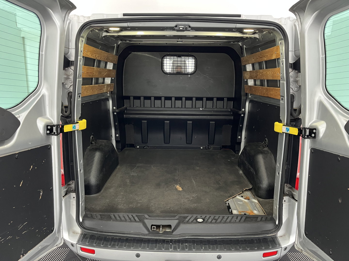 Ford Transit Custom 290 2.2 TDCI L2H1 Limited DC *DUBBEL-CABINE | DUBBELE-SCHUIFDEUR | LEATHER | NAVI-FULLMAP | CAMERA | AIRCO | CRUISE | PDC | 16''ALU | TOWBAR*