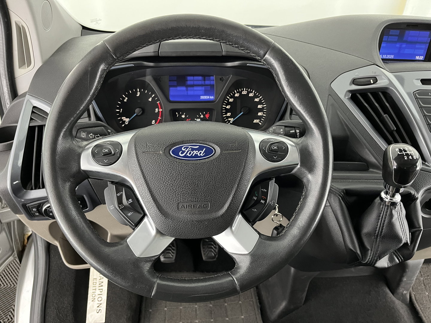Ford Transit Custom 290 2.2 TDCI L2H1 Limited DC *DUBBEL-CABINE | DUBBELE-SCHUIFDEUR | LEATHER | NAVI-FULLMAP | CAMERA | AIRCO | CRUISE | PDC | 16''ALU | TOWBAR*