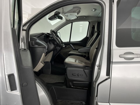 Ford Transit Custom 290 2.2 TDCI L2H1 Limited DC *DUBBEL-CABINE | DUBBELE-SCHUIFDEUR | LEATHER | NAVI-FULLMAP | CAMERA | AIRCO | CRUISE | PDC | 16''ALU | TOWBAR*