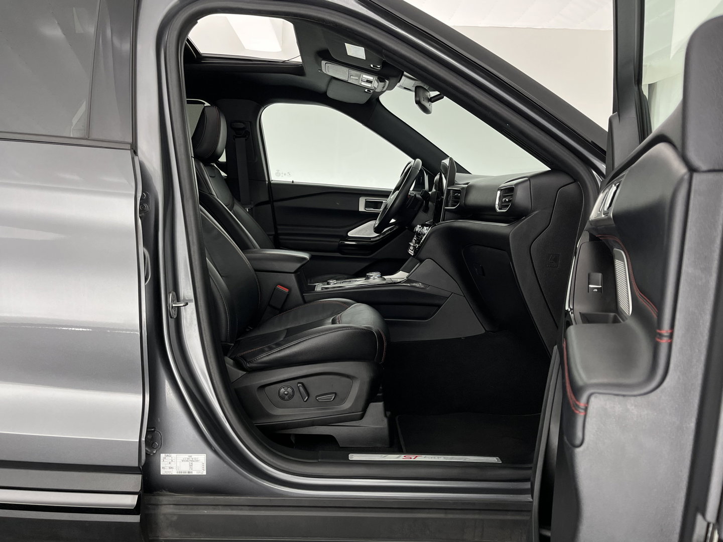 Ford Explorer 3.0 V6 EcoBoost PHEV ST-Line [7-Pers.] (Plug-in) (INCL.BTW) Aut. *PANO | LEATHER | FULL-LED | MEMORY-PACK | BANG&OLUFSEN | TOP-VIEW | ADAPTIVE-CRUISE | BLIND-SPOT | KEYLESS | HEATED-VENTILATED-COMFORTSEATS | 20''ALU | TOWBAR*