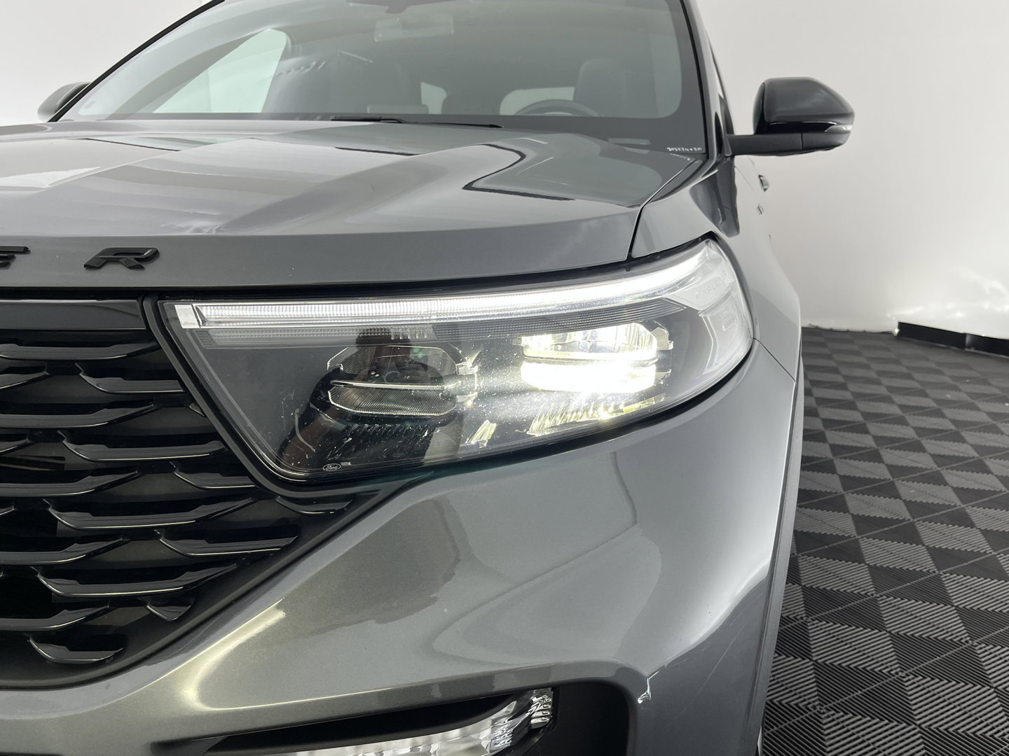 Ford Explorer 3.0 V6 EcoBoost PHEV ST-Line [7-Pers.] (Plug-in) (INCL.BTW) Aut. *PANO | LEATHER | FULL-LED | MEMORY-PACK | BANG&OLUFSEN | TOP-VIEW | ADAPTIVE-CRUISE | BLIND-SPOT | KEYLESS | HEATED-VENTILATED-COMFORTSEATS | 20''ALU | TOWBAR*