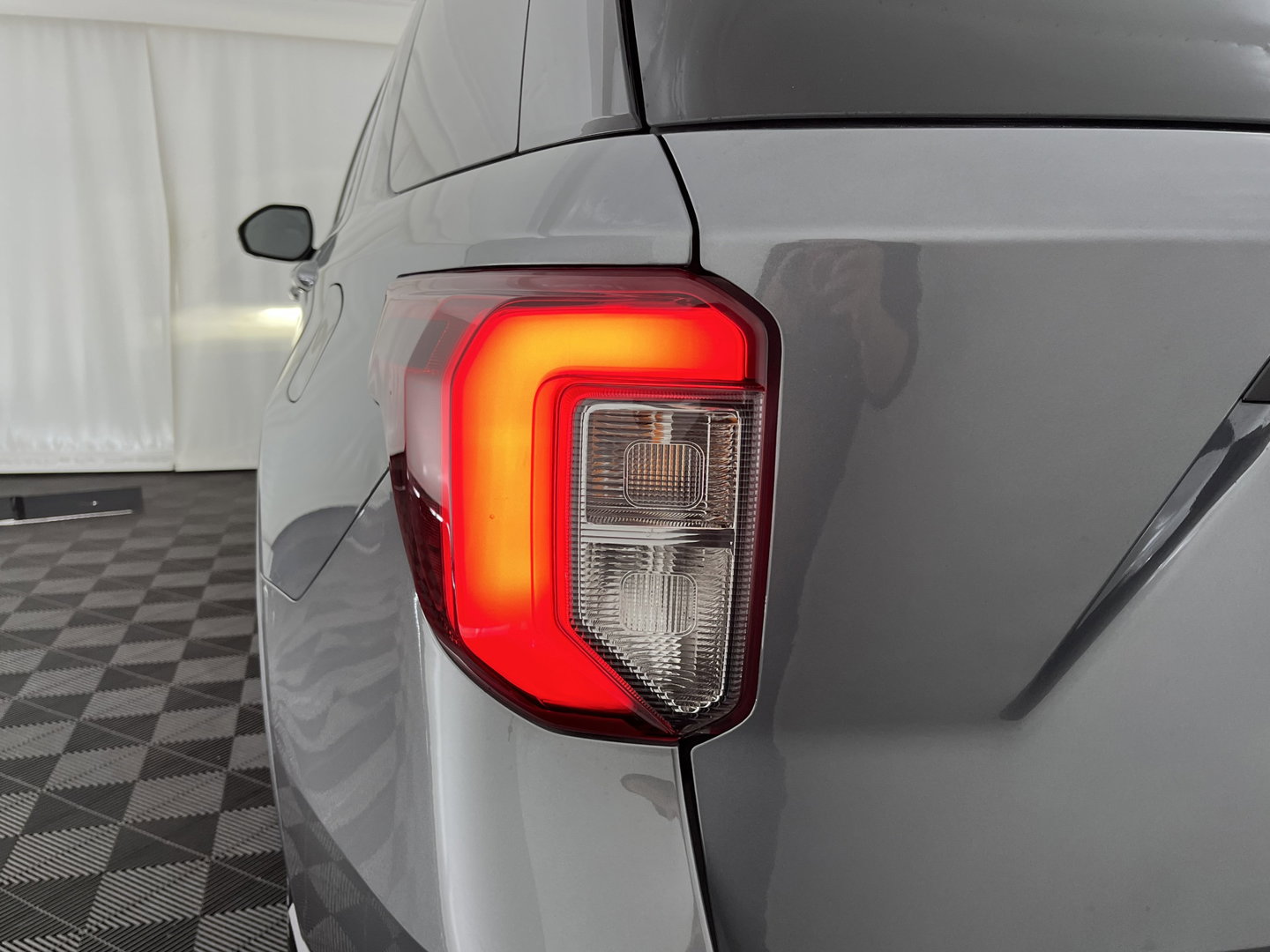 Ford Explorer 3.0 V6 EcoBoost PHEV ST-Line [7-Pers.] (Plug-in) (INCL.BTW) Aut. *PANO | LEATHER | FULL-LED | MEMORY-PACK | BANG&OLUFSEN | TOP-VIEW | ADAPTIVE-CRUISE | BLIND-SPOT | KEYLESS | HEATED-VENTILATED-COMFORTSEATS | 20''ALU | TOWBAR*