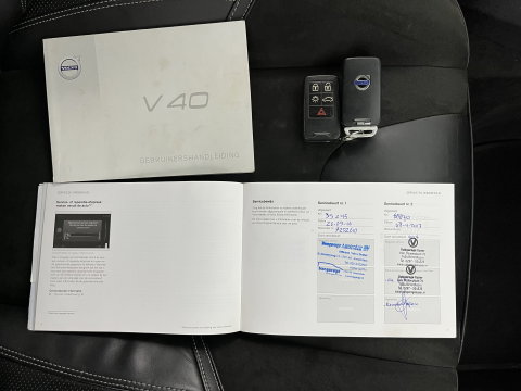 Volvo V40 2.0 D2 R-Design Business *LEATHER-MICROFIBRE | XENON | NAVI-FULLMAP | HEATED-SPORTSEATS | ECC | PDC | CRUISE | 15''ALU | TOWBAR*