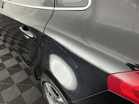 Volvo V40 2.0 D2 R-Design Business *LEATHER-MICROFIBRE | XENON | NAVI-FULLMAP | HEATED-SPORTSEATS | ECC | PDC | CRUISE | 15''ALU | TOWBAR*