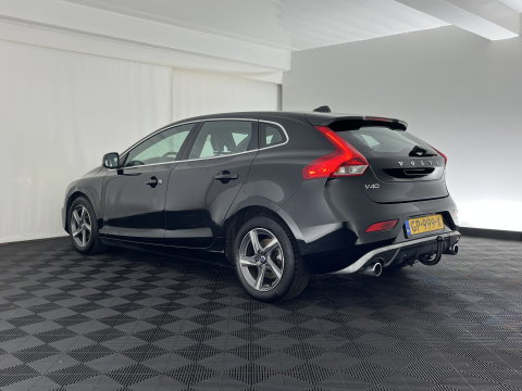 Volvo V40 2.0 D2 R-Design Business *LEATHER-MICROFIBRE | XENON | NAVI-FULLMAP | HEATED-SPORTSEATS | ECC | PDC | CRUISE | 15''ALU | TOWBAR*