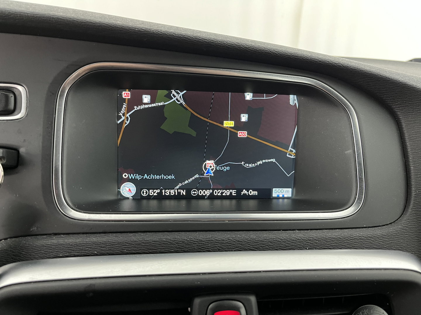 Volvo V40 2.0 D2 R-Design Business *LEATHER-MICROFIBRE | XENON | NAVI-FULLMAP | HEATED-SPORTSEATS | ECC | PDC | CRUISE | 15''ALU | TOWBAR*