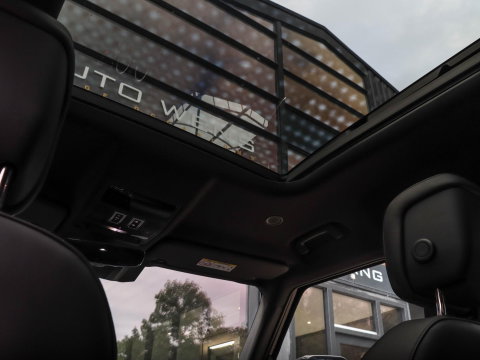 Land Rover Defender 2.0 P300e 110 X-Dynamic HSE |22"|Pano|Trekhaak|360 camera|Stoelkoeling