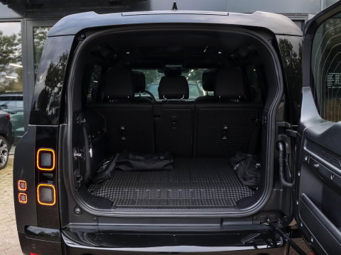 Land Rover Defender 2.0 P300e 110 X-Dynamic HSE |22"|Pano|Trekhaak|360 camera|Stoelkoeling