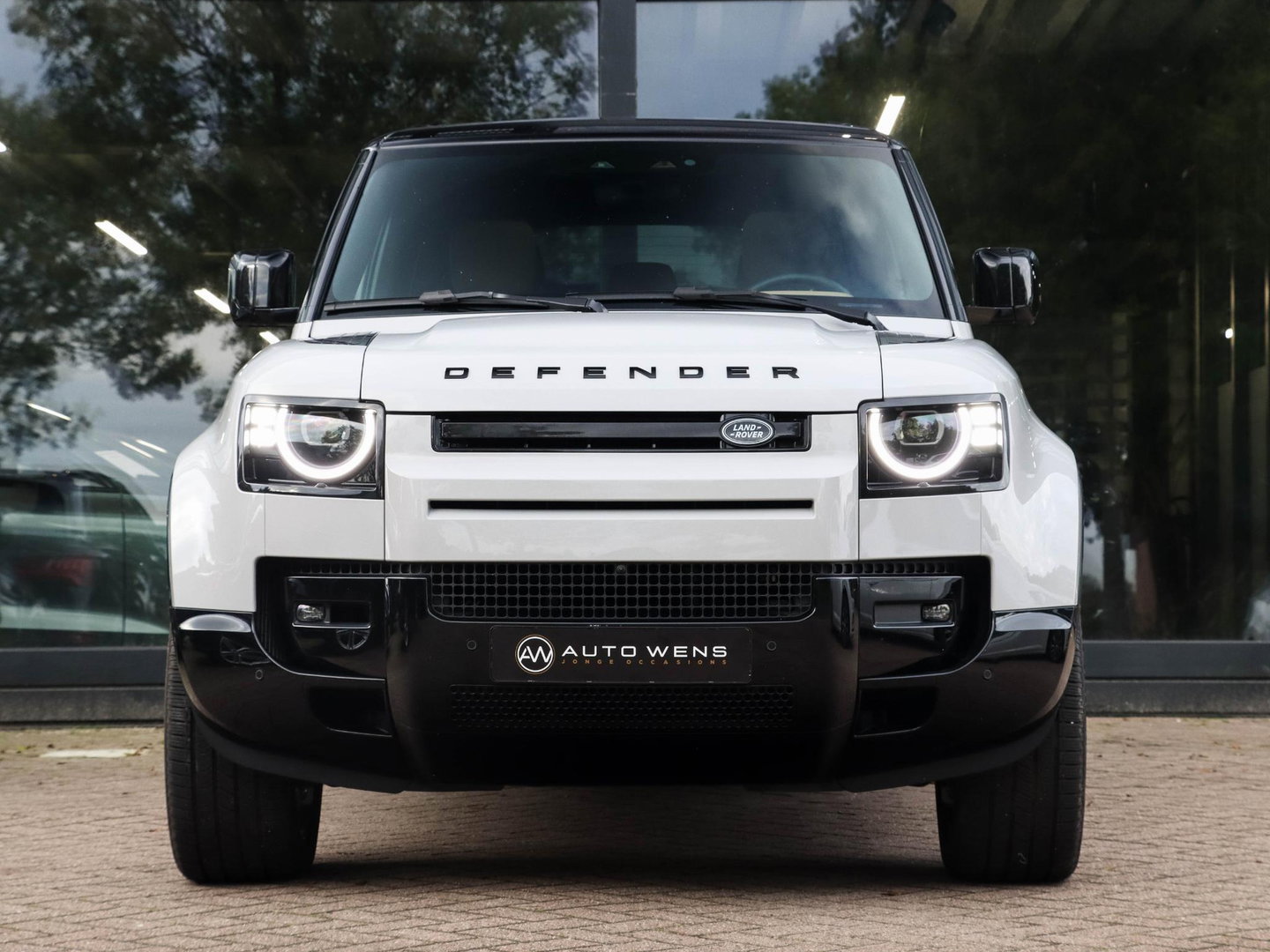Land Rover Defender 2.0 P300e 110 X-Dynamic HSE |22"|Pano|Trekhaak|360 camera|Stoelkoeling
