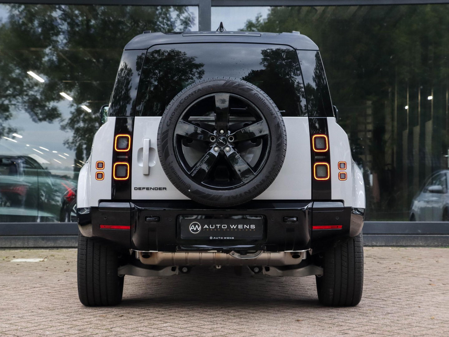 Land Rover Defender 2.0 P300e 110 X-Dynamic HSE |22"|Pano|Trekhaak|360 camera|Stoelkoeling
