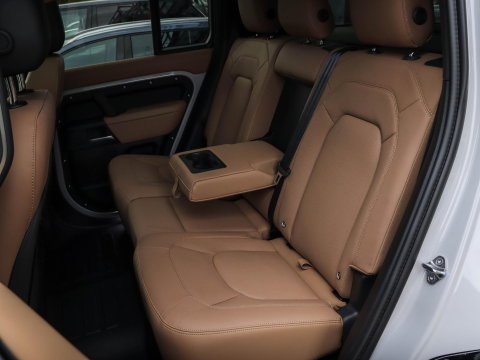 Land Rover Defender 2.0 P300e 110 X-Dynamic HSE |22"|Pano|Trekhaak|360 camera|Stoelkoeling