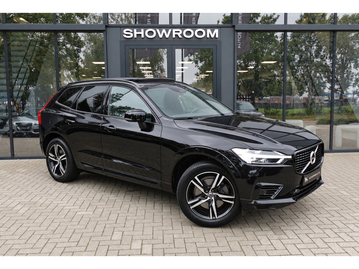 Volvo XC60 2.0 T8 Twin Engine AWD R-Design PANO KEYLESS VOL'