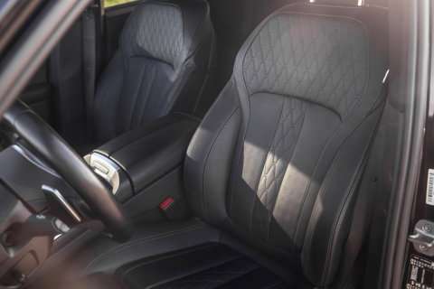 BMW X5 xDrive50e Launch Edition M PAKKET / SKYLOUNCH / TREKHAAK / MAXTON / PANO / HEAD UP / BEKERKOELING / STOEVERWAMRING / DEALER ONDERHOUDEN