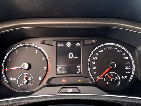 Volkswagen T-Roc 1.0 TSI Style Business | ADAPTIEF | LED DRL | STOELVERWARMING | CLIMATE |