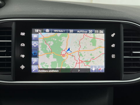 Peugeot 308 SW 1.2 PureTech GT-line Aut. *PANO | LEATHER-MICROFIBRE | FULL-LED | DENON-AUDIO | BLIND-SPOT | SPORT-SEATS | NAVI-FULLMAP | KEYLESS | DAB | SHIFT-PADDLES | LANE-ASSIST | CAMERA | ECC | CARPLAY | PDC | 18''ALU | TOW