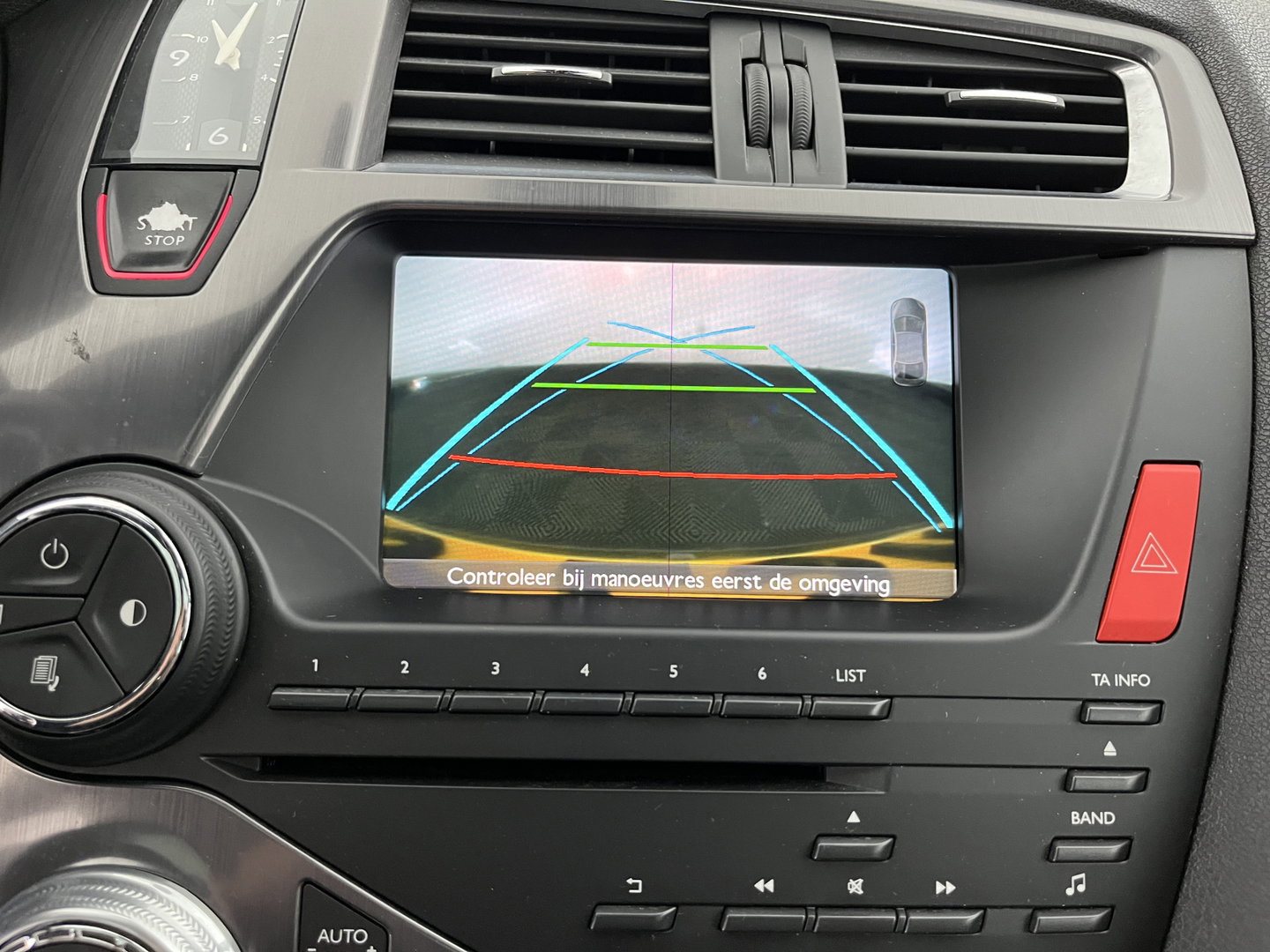 Citroën DS5 2.0 HDi Sport Chic Aut. *PANO | LUXURY-LEATHER | MEMORY-PACK | NAVI-FULLMAP | KEYLESS | CAMERA | MASSAGE | CRUISE | CAMERA | SHIFT-PADDLES | COMFORT-SEATS | 17"ALU*
