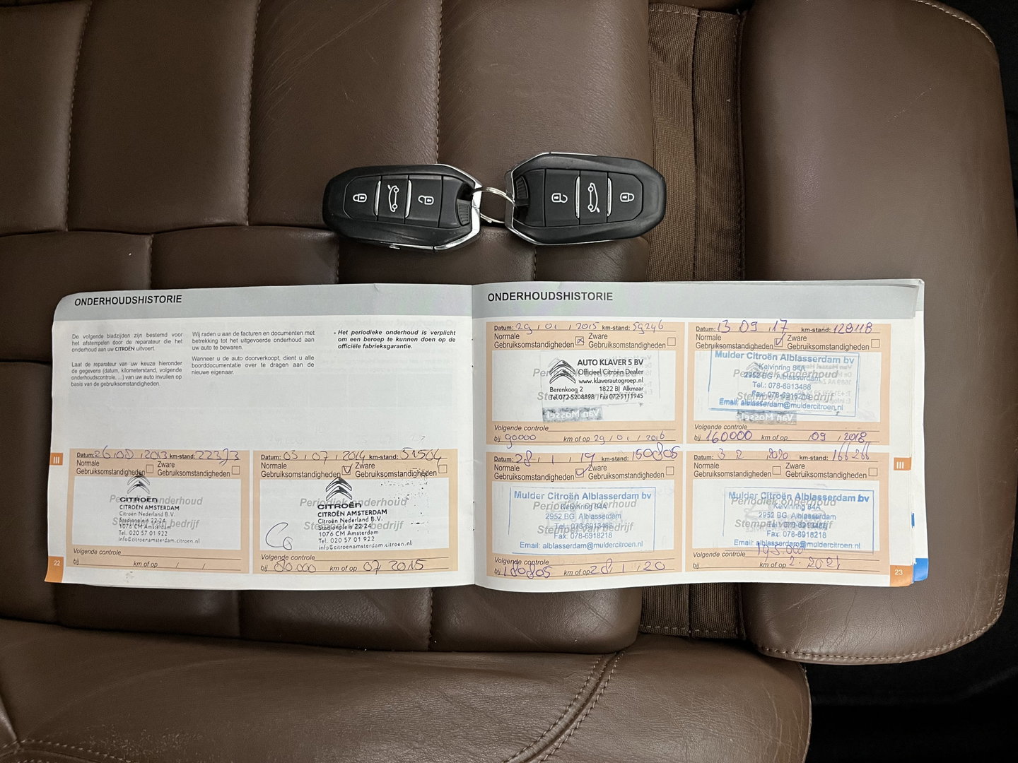 Citroën DS5 2.0 HDi Sport Chic Aut. *PANO | LUXURY-LEATHER | MEMORY-PACK | NAVI-FULLMAP | KEYLESS | CAMERA | MASSAGE | CRUISE | CAMERA | SHIFT-PADDLES | COMFORT-SEATS | 17"ALU*