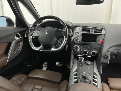 Citroën DS5 2.0 HDi Sport Chic Aut. *PANO | LUXURY-LEATHER | MEMORY-PACK | NAVI-FULLMAP | KEYLESS | CAMERA | MASSAGE | CRUISE | CAMERA | SHIFT-PADDLES | COMFORT-SEATS | 17"ALU*