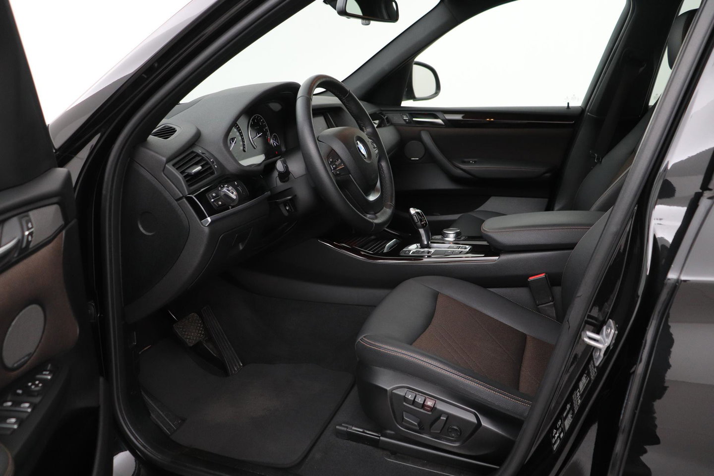 BMW X3 xDrive20i High Executive xLine Edition | Harman/Kardon | | Head-Up | Camera | Keyless | Stoel+Stuurverwarming | Memory | Cruise Control
