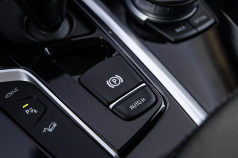 BMW X3 xDrive30e High Executive BLACK LINE / CARPLAY / LEER / STOELVERWARMING / CAMERA / DEALER ONDERHOUDEN