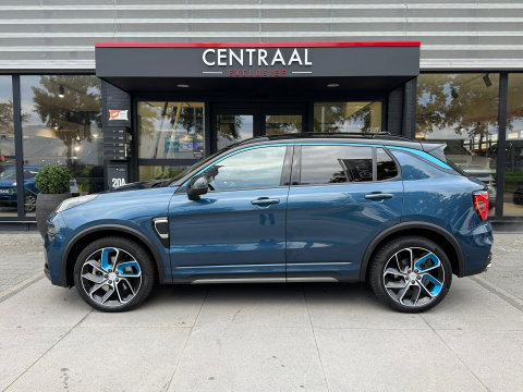 Lynk & Co 01 1.5 Zwarte Hemel|Pano|NL-Auto|Keyless|Infinity|Camera|Carplay|Memory