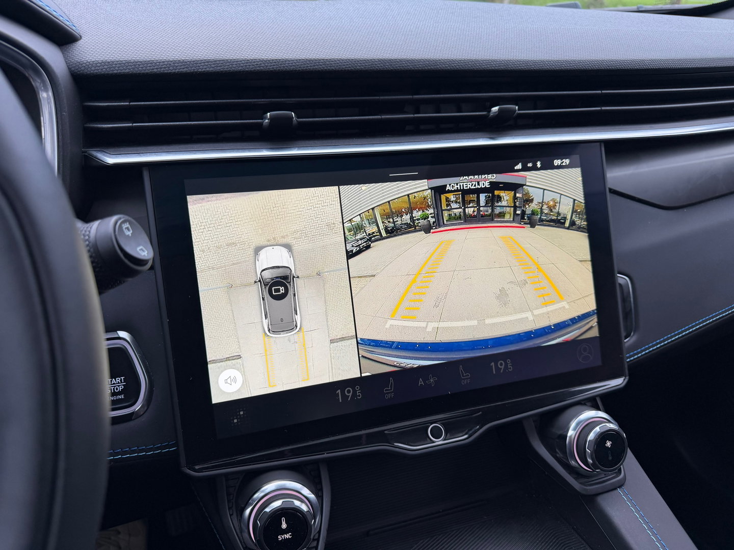Lynk & Co 01 1.5 Zwarte Hemel|Pano|NL-Auto|Keyless|Infinity|Camera|Carplay|Memory