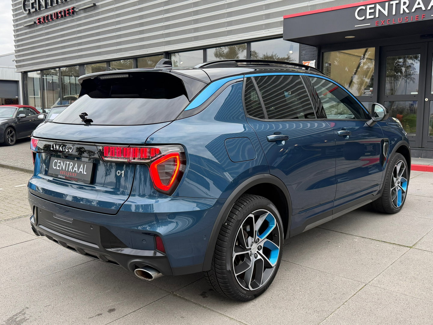 Lynk & Co 01 1.5 Zwarte Hemel|Pano|NL-Auto|Keyless|Infinity|Camera|Carplay|Memory