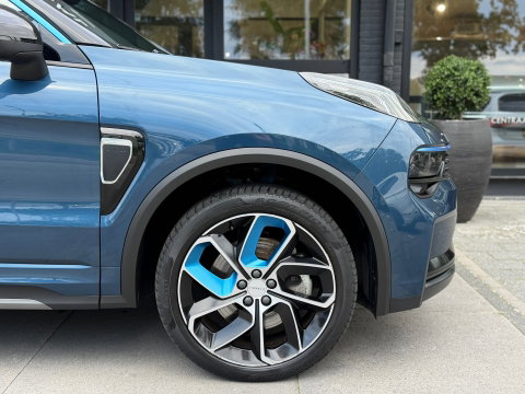 Lynk & Co 01 1.5 Zwarte Hemel|Pano|NL-Auto|Keyless|Infinity|Camera|Carplay|Memory