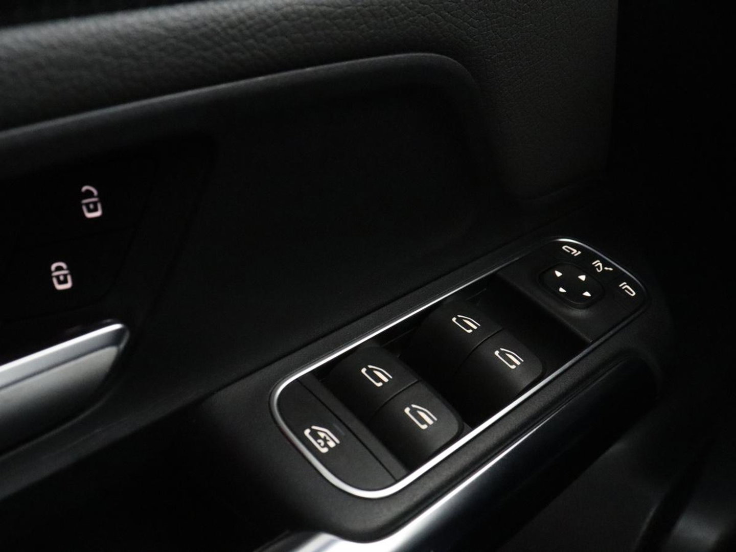 Mercedes-Benz EQA 250 Business Solution Luxury 67 kWh