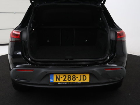 Mercedes-Benz EQA 250 Business Solution Luxury 67 kWh