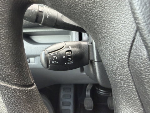 Opel Vivaro 2.0 CDTI L3H1 Edition / vaste prijs rijklaar € 11.950 ex btw / euro 6 / bpm vrij / lease vanaf € 201 / airco / cruise / navigatie / achteruit rijcamera / trekhaak / pdc