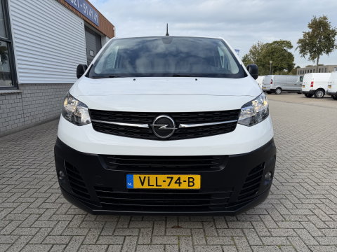 Opel Vivaro 2.0 CDTI L3H1 Edition / vaste prijs rijklaar € 11.950 ex btw / euro 6 / bpm vrij / lease vanaf € 201 / airco / cruise / navigatie / achteruit rijcamera / trekhaak / pdc