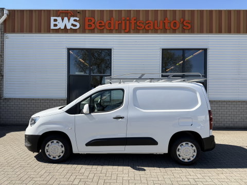 Opel Vivaro 2.0 CDTI L3H1 Edition / vaste prijs rijklaar € 11.950 ex btw / euro 6 / bpm vrij / lease vanaf € 201 / airco / cruise / navigatie / achteruit rijcamera / trekhaak / pdc