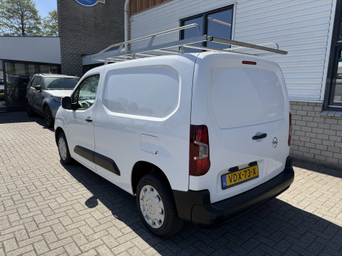 Opel Vivaro 2.0 CDTI L3H1 Edition / vaste prijs rijklaar € 11.950 ex btw / euro 6 / bpm vrij / lease vanaf € 201 / airco / cruise / navigatie / achteruit rijcamera / trekhaak / pdc