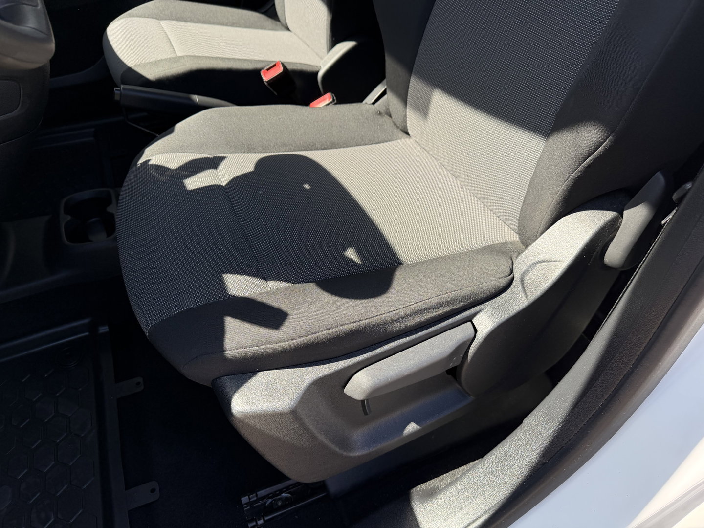 Opel Vivaro 2.0 CDTI L3H1 Edition / vaste prijs rijklaar € 11.950 ex btw / euro 6 / bpm vrij / lease vanaf € 201 / airco / cruise / navigatie / achteruit rijcamera / trekhaak / pdc